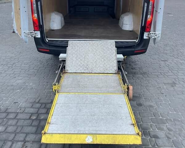 Білий Мерседес Sprinter, об'ємом двигуна 1.99 л та пробігом 167 тис. км за 33000 $, фото 24 на Automoto.ua