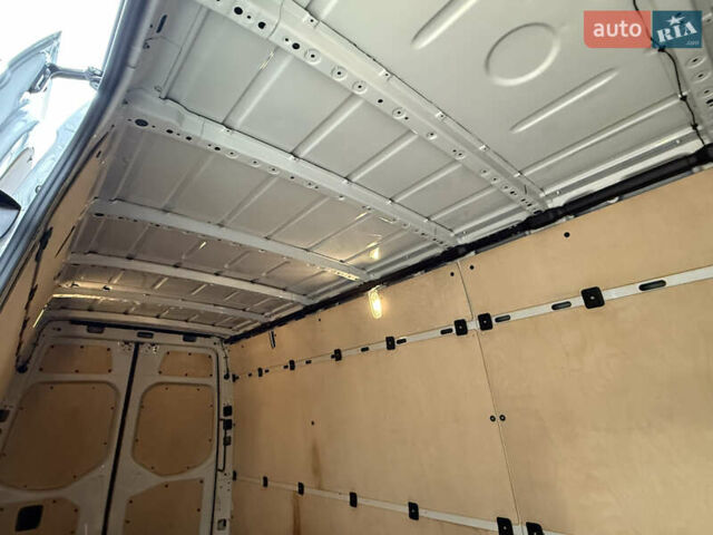 Белый Мерседес Sprinter, объемом двигателя 2.2 л и пробегом 138 тыс. км за 25800 $, фото 59 на Automoto.ua