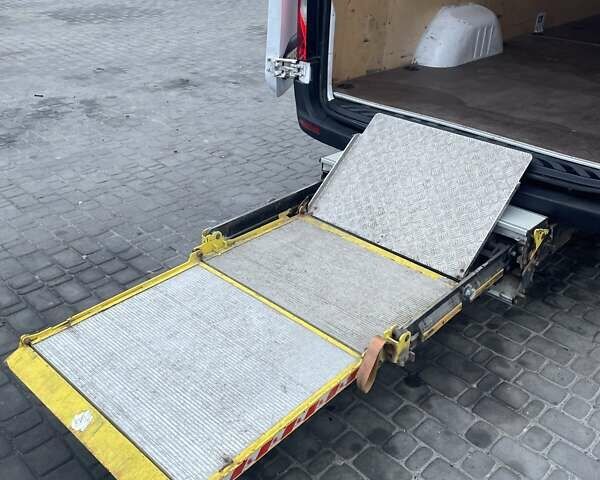 Білий Мерседес Sprinter, об'ємом двигуна 1.99 л та пробігом 167 тис. км за 33000 $, фото 23 на Automoto.ua