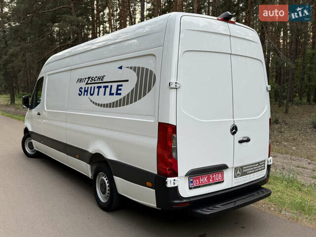 Белый Мерседес Sprinter, объемом двигателя 2.2 л и пробегом 138 тыс. км за 25800 $, фото 24 на Automoto.ua
