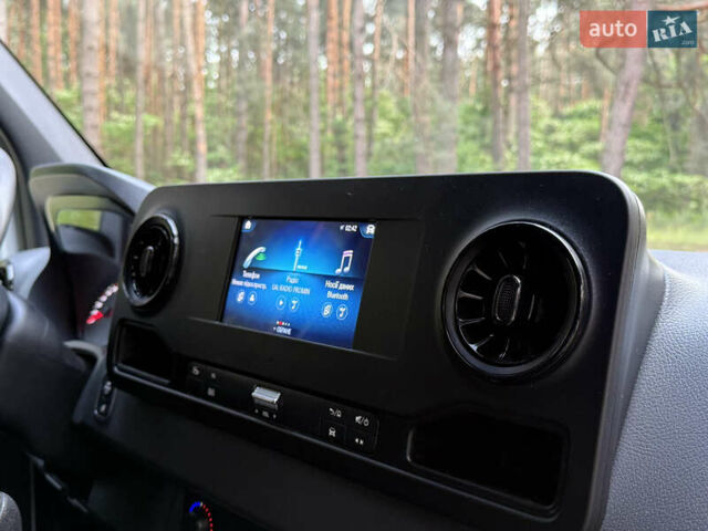 Белый Мерседес Sprinter, объемом двигателя 2.2 л и пробегом 138 тыс. км за 25800 $, фото 52 на Automoto.ua