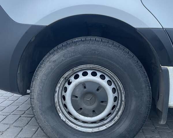 Білий Мерседес Sprinter, об'ємом двигуна 1.99 л та пробігом 167 тис. км за 33000 $, фото 31 на Automoto.ua