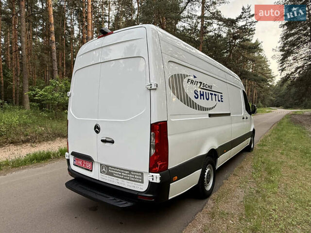 Белый Мерседес Sprinter, объемом двигателя 2.2 л и пробегом 138 тыс. км за 25800 $, фото 13 на Automoto.ua
