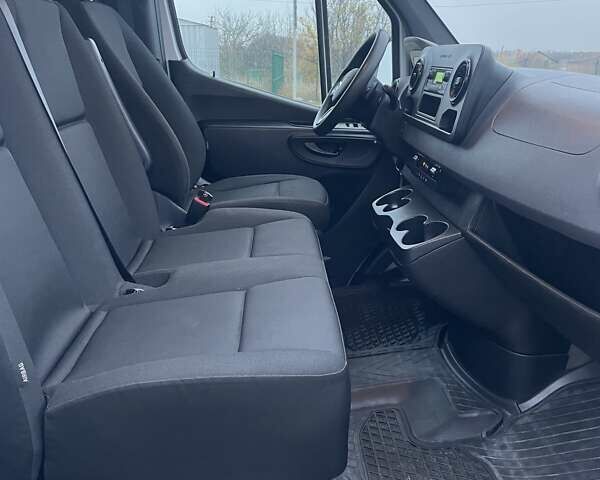 Білий Мерседес Sprinter, об'ємом двигуна 1.99 л та пробігом 167 тис. км за 33000 $, фото 14 на Automoto.ua