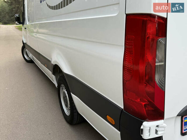 Белый Мерседес Sprinter, объемом двигателя 2.2 л и пробегом 138 тыс. км за 25800 $, фото 27 на Automoto.ua