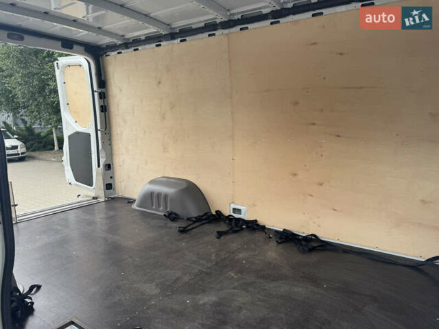 Білий Мерседес Sprinter, об'ємом двигуна 1.95 л та пробігом 11 тис. км за 39400 $, фото 16 на Automoto.ua