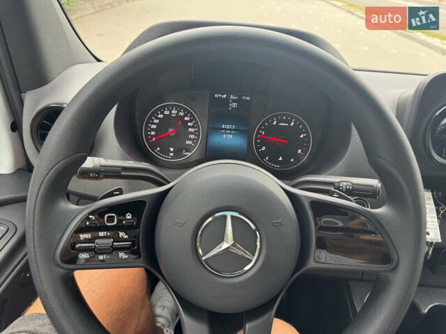 Білий Мерседес Sprinter, об'ємом двигуна 1.95 л та пробігом 11 тис. км за 39400 $, фото 6 на Automoto.ua