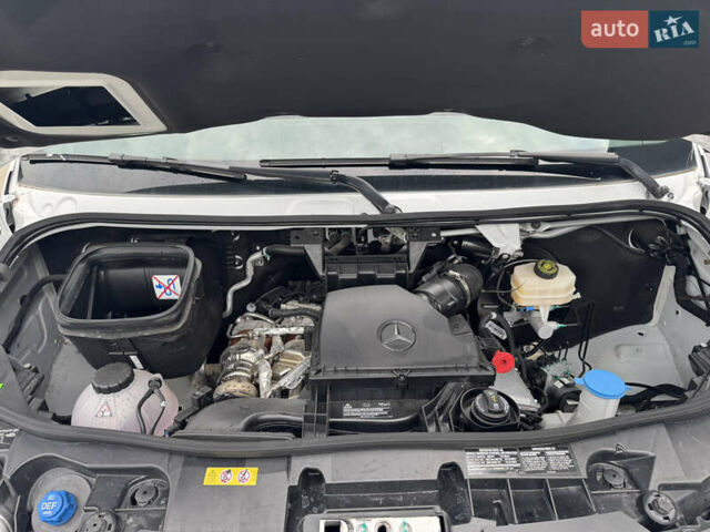 Білий Мерседес Sprinter, об'ємом двигуна 1.95 л та пробігом 11 тис. км за 39400 $, фото 12 на Automoto.ua