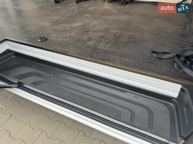 Білий Мерседес Sprinter, об'ємом двигуна 1.95 л та пробігом 11 тис. км за 38400 $, фото 15 на Automoto.ua