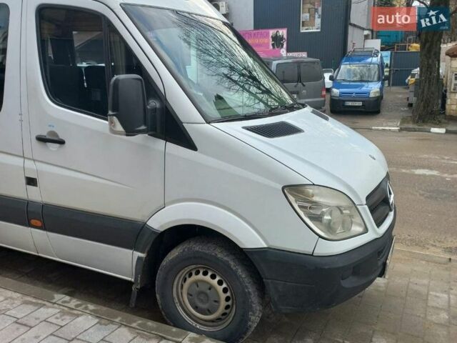 Білий Мерседес Sprinter, об'ємом двигуна 2.14 л та пробігом 79 тис. км за 18000 $, фото 5 на Automoto.ua