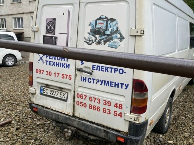 Белый Мерседес Sprinter, объемом двигателя 2.1 л и пробегом 120 тыс. км за 5500 $, фото 4 на Automoto.ua