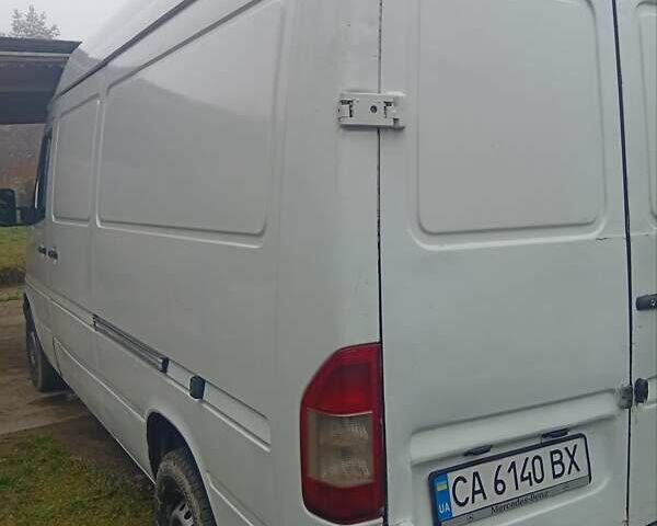 Білий Мерседес Sprinter, об'ємом двигуна 2.2 л та пробігом 405 тис. км за 6500 $, фото 1 на Automoto.ua