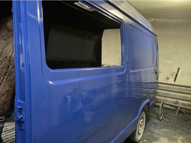 Белый Мерседес Sprinter, объемом двигателя 0 л и пробегом 253 тыс. км за 1400 $, фото 16 на Automoto.ua