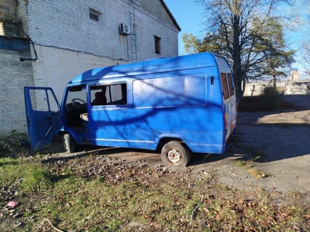 Белый Мерседес Sprinter, объемом двигателя 0 л и пробегом 253 тыс. км за 1400 $, фото 10 на Automoto.ua