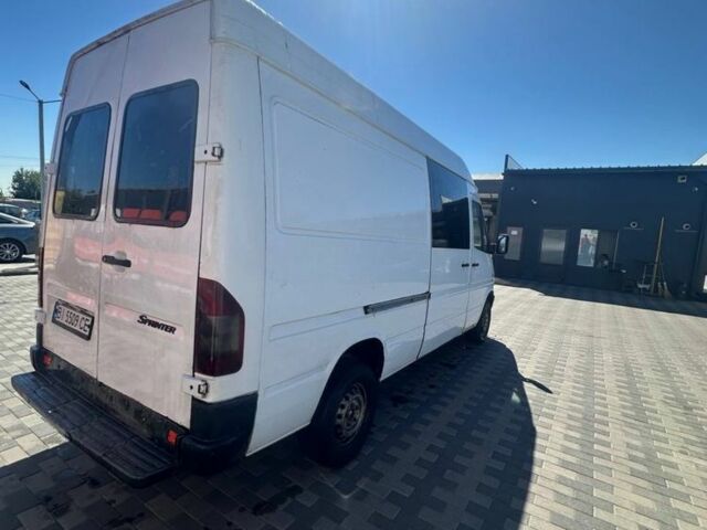 Белый Мерседес Sprinter, объемом двигателя 2.3 л и пробегом 400 тыс. км за 4200 $, фото 5 на Automoto.ua