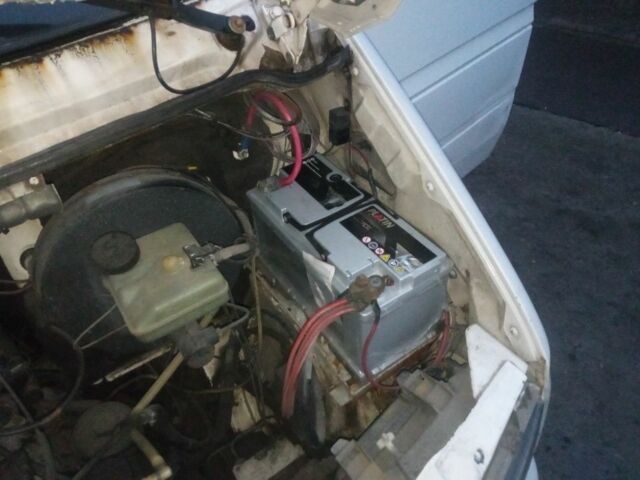 Білий Мерседес Sprinter, об'ємом двигуна 2.3 л та пробігом 800 тис. км за 4000 $, фото 8 на Automoto.ua