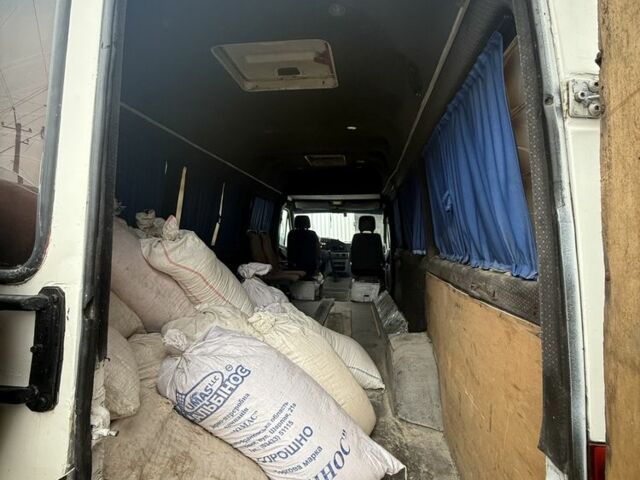 Білий Мерседес Sprinter, об'ємом двигуна 2.3 л та пробігом 750 тис. км за 5295 $, фото 5 на Automoto.ua