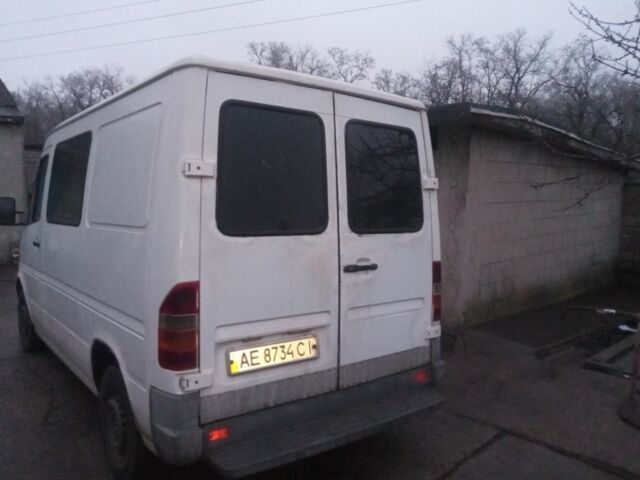 Білий Мерседес Sprinter, об'ємом двигуна 2.3 л та пробігом 800 тис. км за 4000 $, фото 3 на Automoto.ua