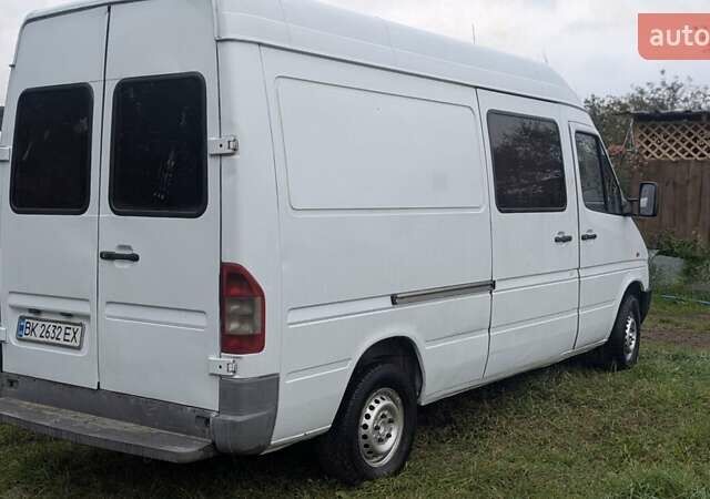 Білий Мерседес Sprinter, об'ємом двигуна 2.3 л та пробігом 452 тис. км за 3650 $, фото 2 на Automoto.ua