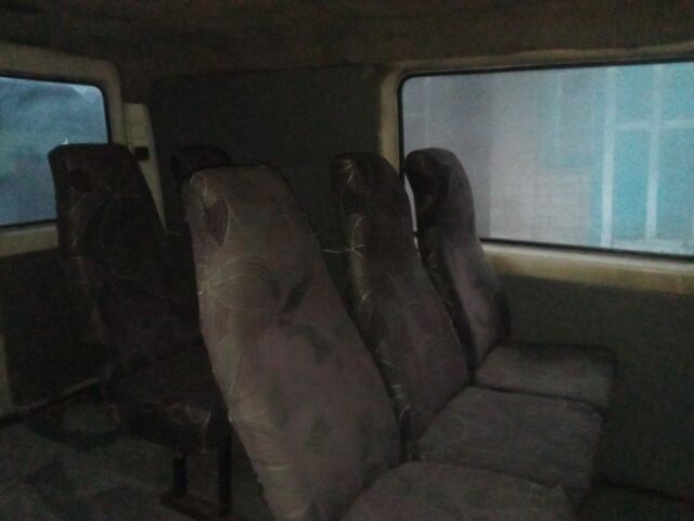 Білий Мерседес Sprinter, об'ємом двигуна 2.3 л та пробігом 800 тис. км за 4000 $, фото 5 на Automoto.ua