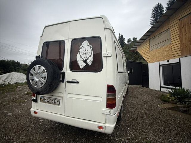Білий Мерседес Sprinter, об'ємом двигуна 2.3 л та пробігом 750 тис. км за 5295 $, фото 4 на Automoto.ua