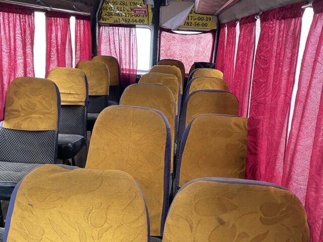 Белый Мерседес Sprinter, объемом двигателя 2.9 л и пробегом 321 тыс. км за 1100 $, фото 6 на Automoto.ua