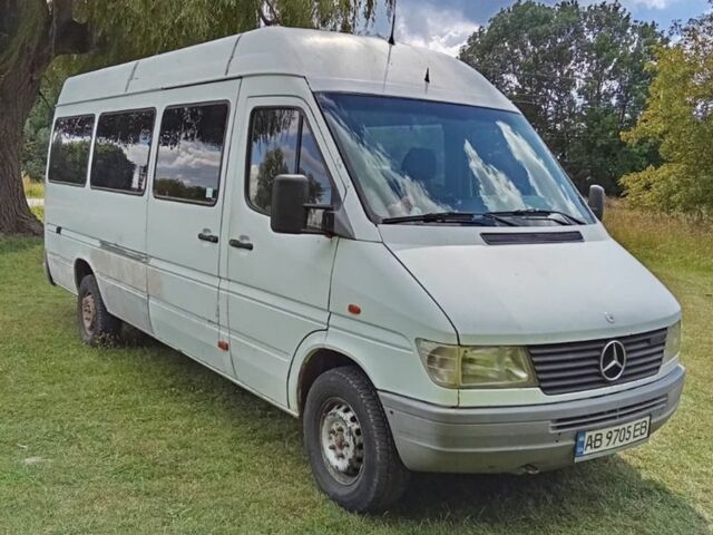 Білий Мерседес Sprinter, об'ємом двигуна 0 л та пробігом 500 тис. км за 4600 $, фото 5 на Automoto.ua
