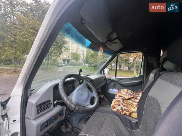 Белый Мерседес Sprinter, объемом двигателя 2.9 л и пробегом 600 тыс. км за 6300 $, фото 6 на Automoto.ua