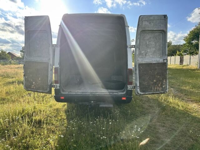Белый Мерседес Sprinter, объемом двигателя 2.9 л и пробегом 700 тыс. км за 3999 $, фото 6 на Automoto.ua