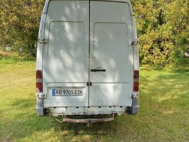 Білий Мерседес Sprinter, об'ємом двигуна 0 л та пробігом 500 тис. км за 4600 $, фото 3 на Automoto.ua