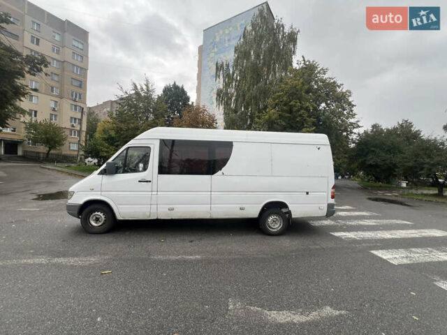 Белый Мерседес Sprinter, объемом двигателя 2.9 л и пробегом 600 тыс. км за 6300 $, фото 9 на Automoto.ua