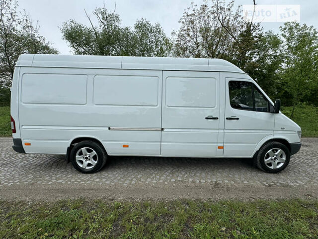 Белый Мерседес Sprinter, объемом двигателя 2.87 л и пробегом 500 тыс. км за 8950 $, фото 6 на Automoto.ua