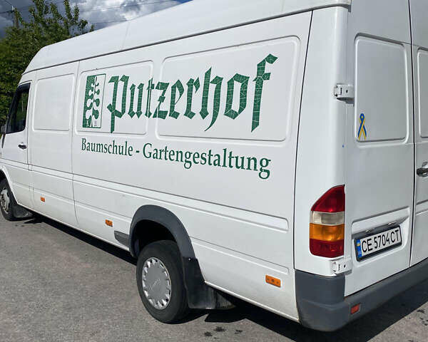 Белый Мерседес Sprinter, объемом двигателя 2.87 л и пробегом 750 тыс. км за 11500 $, фото 5 на Automoto.ua