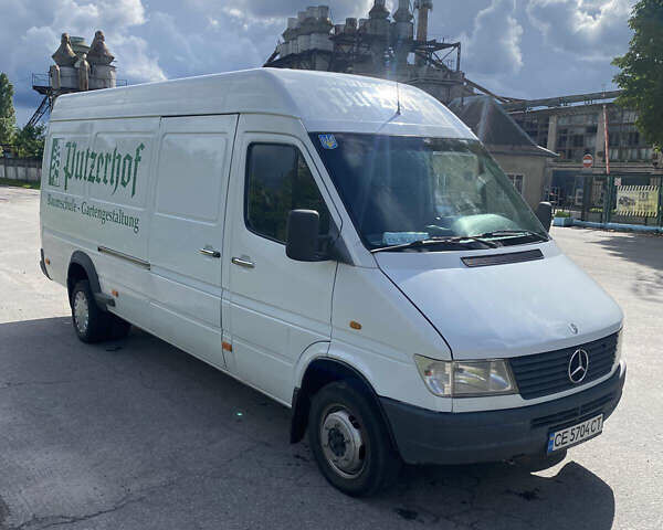 Белый Мерседес Sprinter, объемом двигателя 2.87 л и пробегом 750 тыс. км за 11500 $, фото 1 на Automoto.ua
