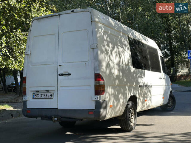 Белый Мерседес Sprinter, объемом двигателя 2.87 л и пробегом 350 тыс. км за 6000 $, фото 5 на Automoto.ua