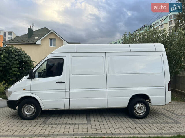 Белый Мерседес Sprinter, объемом двигателя 2.87 л и пробегом 750 тыс. км за 4500 $, фото 7 на Automoto.ua