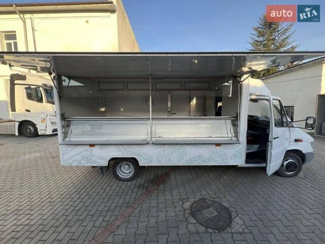 Белый Мерседес Sprinter, объемом двигателя 2.87 л и пробегом 343 тыс. км за 15000 $, фото 10 на Automoto.ua