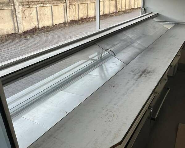 Белый Мерседес Sprinter, объемом двигателя 2.87 л и пробегом 343 тыс. км за 15000 $, фото 8 на Automoto.ua