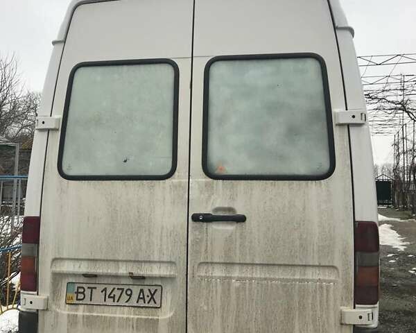 Белый Мерседес Sprinter, объемом двигателя 0 л и пробегом 470 тыс. км за 6200 $, фото 1 на Automoto.ua