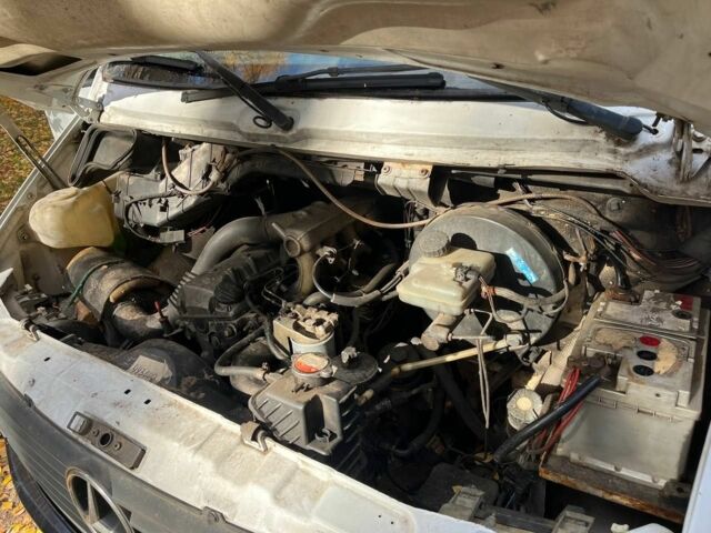 Мерседес Sprinter 1997 у Чернігові на Automoto.ua Білий Мерседес Sprinter, об'ємом двигуна 2.3 л та пробігом 50 тис. км за 4276 $, фото 7 на Automoto.ua