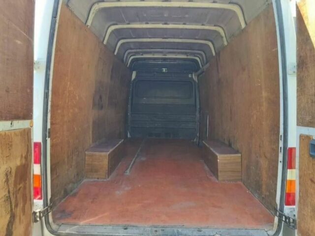 Білий Мерседес Sprinter, об'ємом двигуна 2.8 л та пробігом 345 тис. км за 3200 $, фото 8 на Automoto.ua
