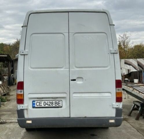 Білий Мерседес Sprinter, об'ємом двигуна 2.8 л та пробігом 345 тис. км за 3200 $, фото 7 на Automoto.ua