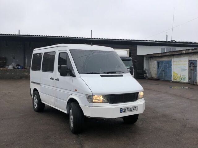Белый Мерседес Sprinter, объемом двигателя 2.9 л и пробегом 300 тыс. км за 6000 $, фото 5 на Automoto.ua