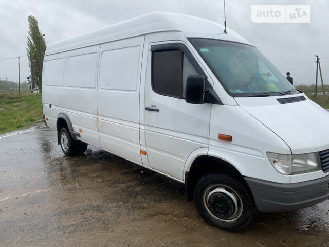 Белый Мерседес Sprinter, объемом двигателя 2.87 л и пробегом 700 тыс. км за 8500 $, фото 1 на Automoto.ua