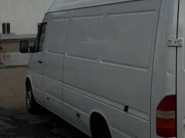 Білий Мерседес Sprinter, об'ємом двигуна 2.8 л та пробігом 345 тис. км за 3200 $, фото 3 на Automoto.ua