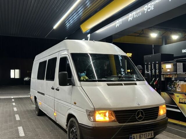 Мерседес Sprinter 1998 у Макарове на Automoto.ua Білий Мерседес Sprinter, об'ємом двигуна 2.9 л та пробігом 427 тис. км за 7500 $, фото 5 на Automoto.ua