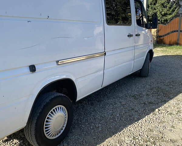 Білий Мерседес Sprinter, об'ємом двигуна 2.87 л та пробігом 500 тис. км за 7999 $, фото 5 на Automoto.ua