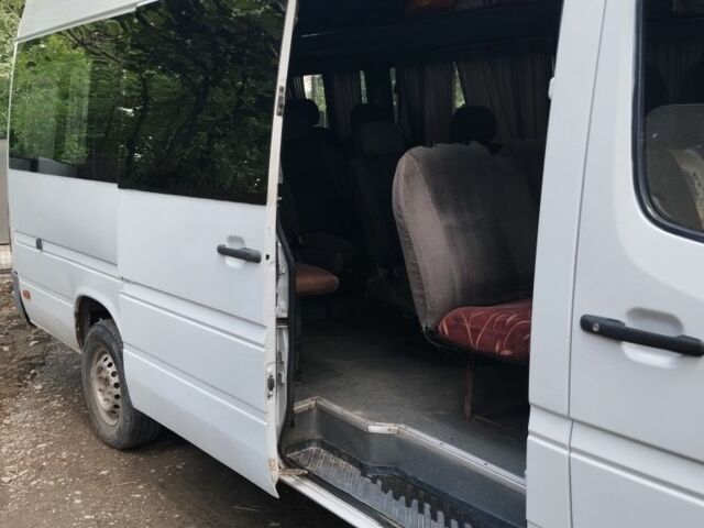 Белый Мерседес Sprinter, объемом двигателя 2.9 л и пробегом 355 тыс. км за 5300 $, фото 10 на Automoto.ua