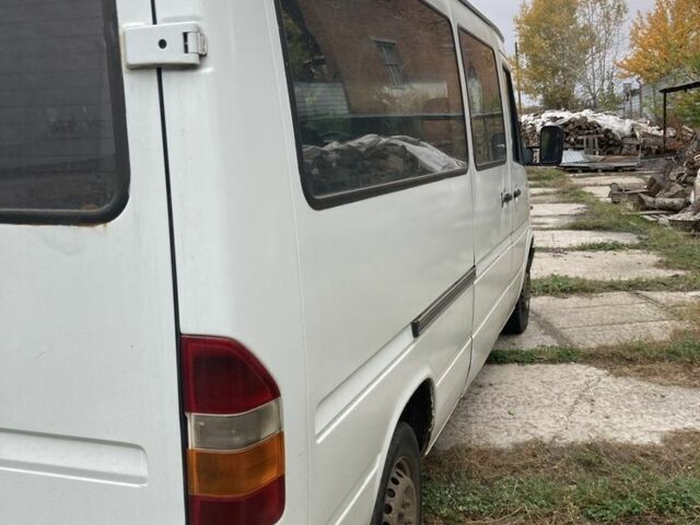 Белый Мерседес Sprinter, объемом двигателя 0 л и пробегом 400 тыс. км за 4500 $, фото 8 на Automoto.ua
