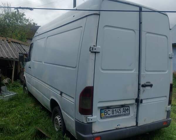 Белый Мерседес Sprinter, объемом двигателя 0 л и пробегом 1000 тыс. км за 6000 $, фото 5 на Automoto.ua